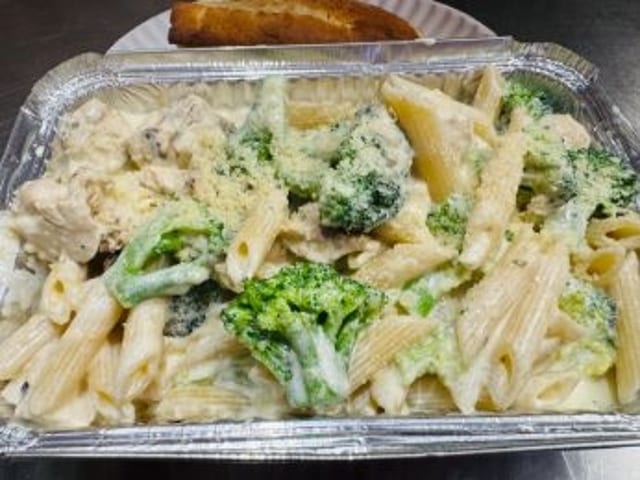 Chicken Ziti Broccoli.